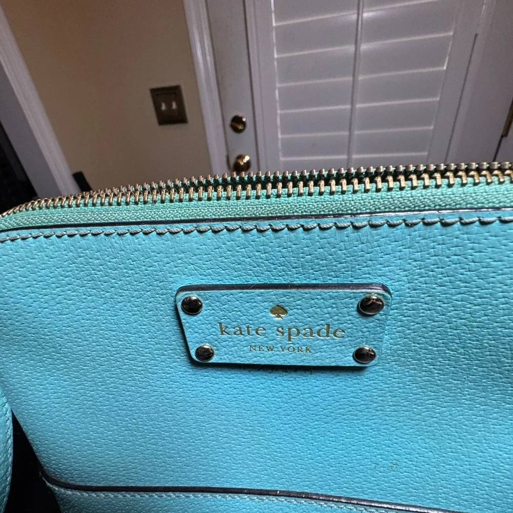 Kate Spade Wellesley Hanna baby blue leather crossbody purse